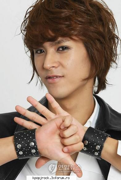 Dong Woon - Dong Woon Born June 6, ) (age 19) Seoul, South - Beast xD