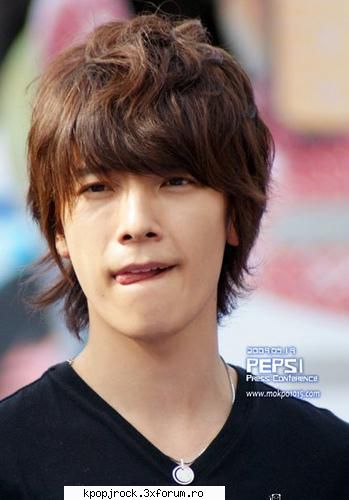 Donghae - Birth name Lee Donghae (이동해) - Super Junior xD