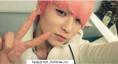 L.Joe - Mischievous Rapper - L.Joe - 17 Position: Lead - Teen Top xD