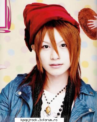 * date of birth: february 9th 1988
    * blood type: a
    * hobby: taking baths
    * favorite