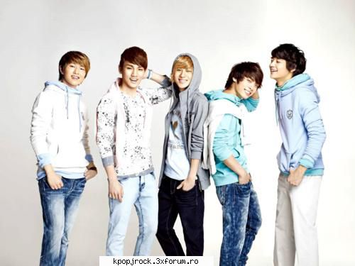 shinee shinee stylized shinee, pronounced r&b south korean boy band.[2] formed 2008, they made